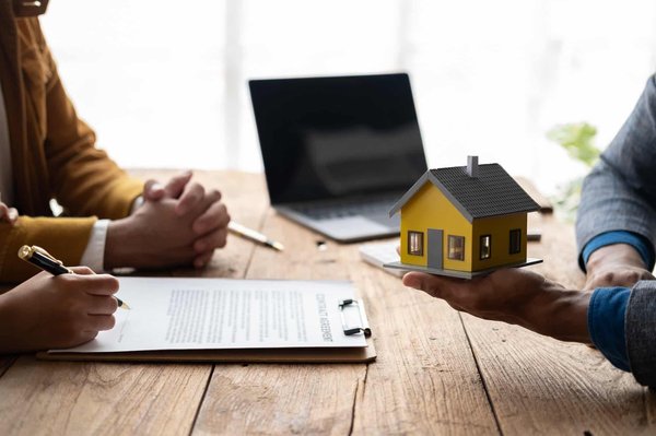Comment l'IA se met au service de la finance et de l'immobilier ?